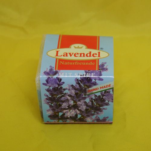 Lavendel Peelingseife mit Schwamm